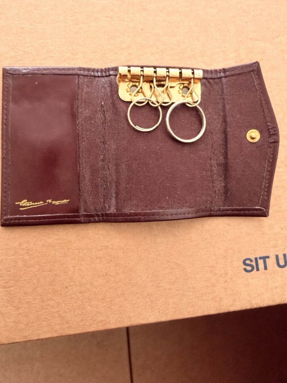 Vtg Etienne Aigner Burgundy Leather key holder Card Wallet - Picture 4 of 4
